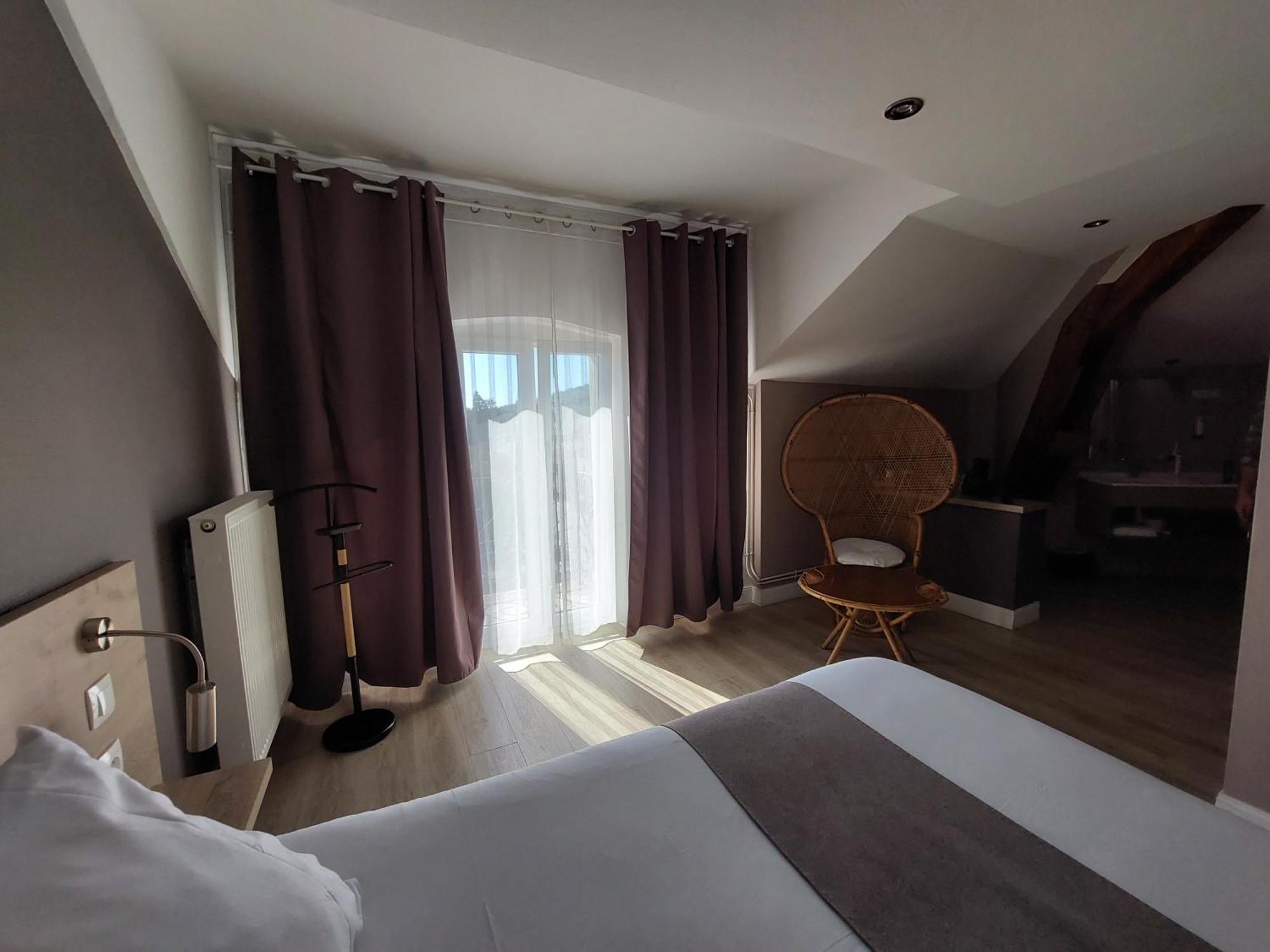 Logis Auberge Des Voyageurs Vandieres  Exteriör bild